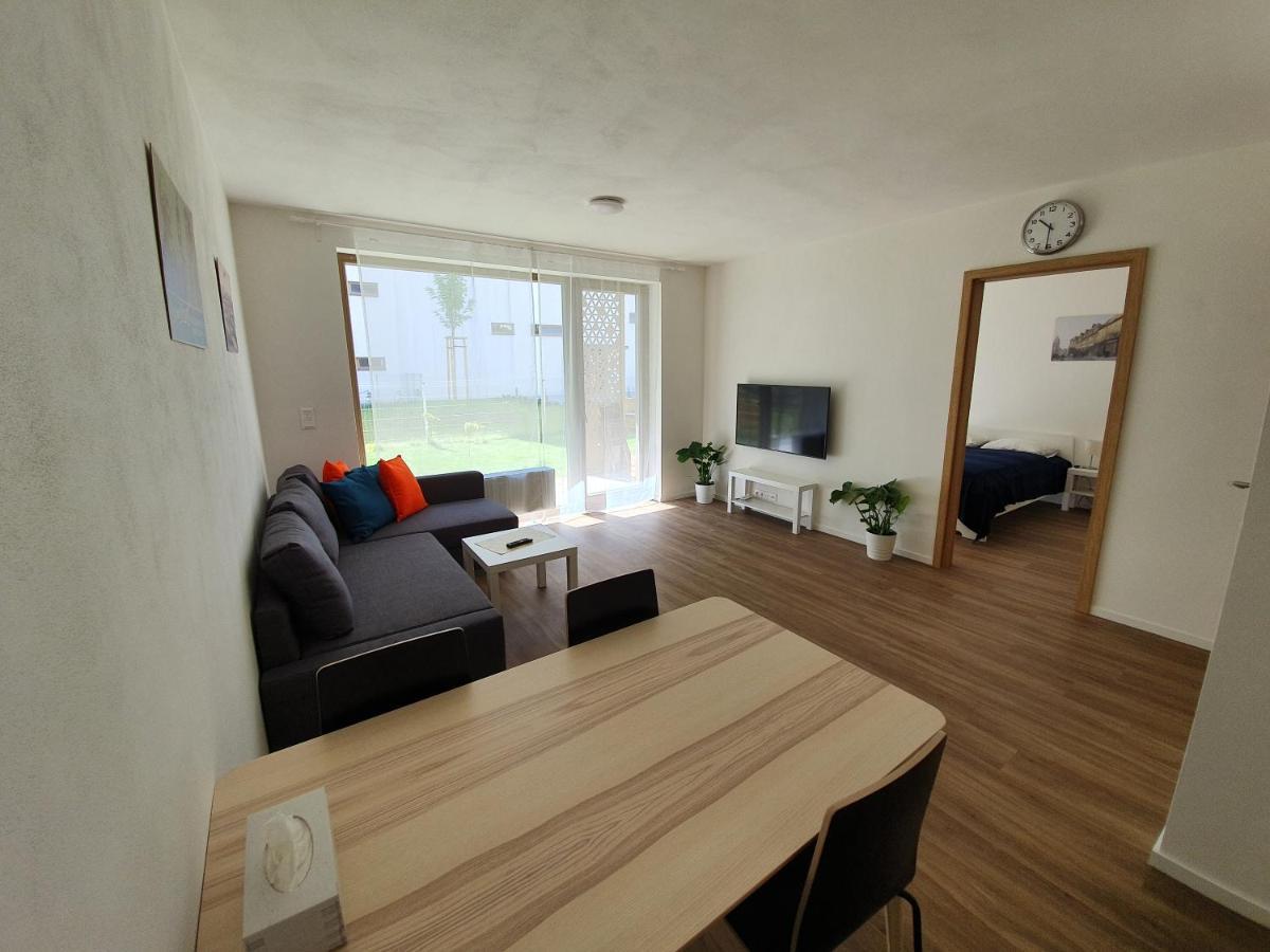 Modern Apartment With Terrace And Garage In The City Center Pilsen Exterior foto